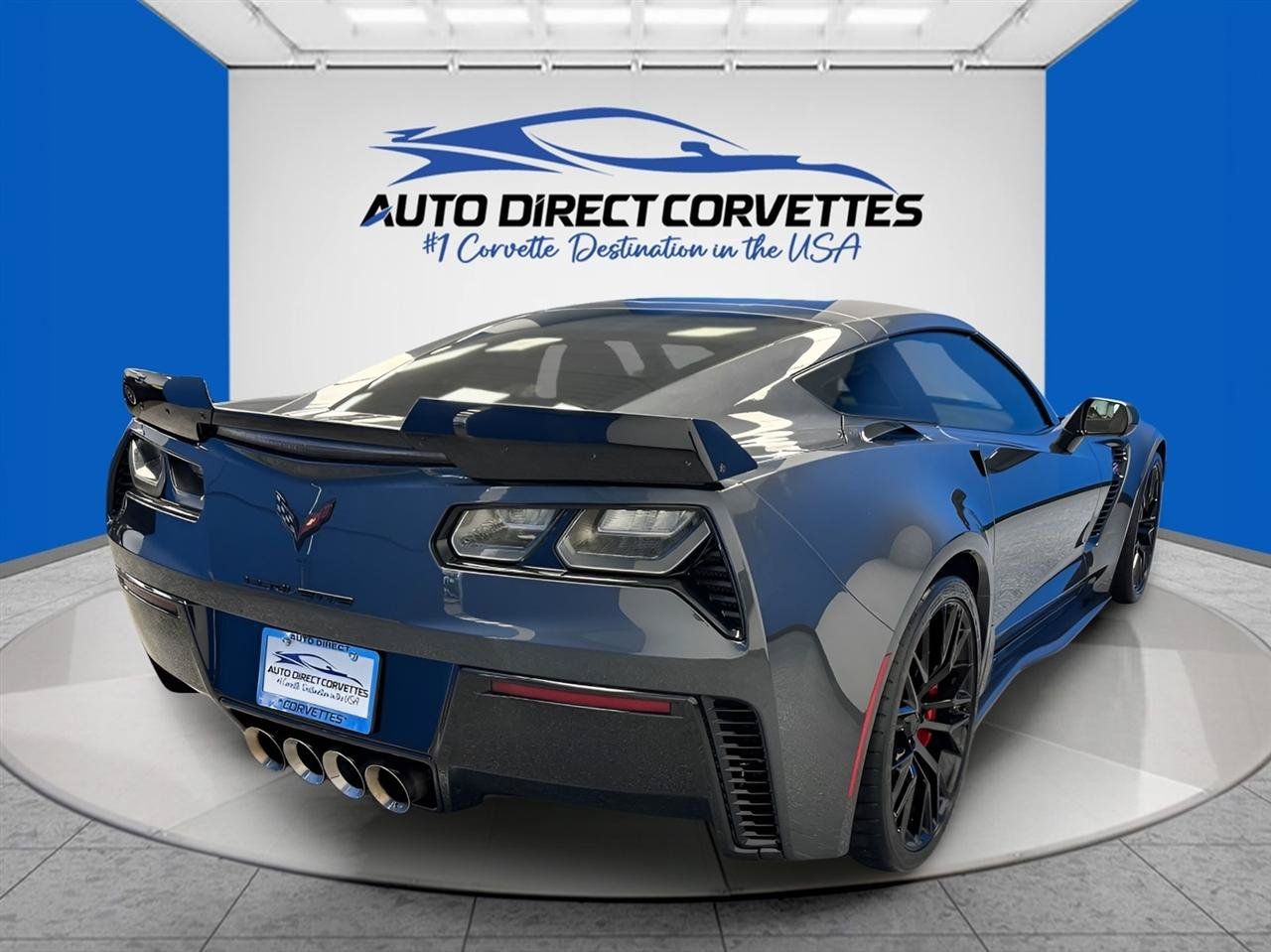 Used 2017 Chevrolet Corvette Z06 w/ Z07 Performance Package RWD image 16