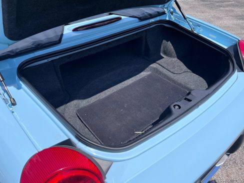 Used 2003 Ford Thunderbird RWD image 59