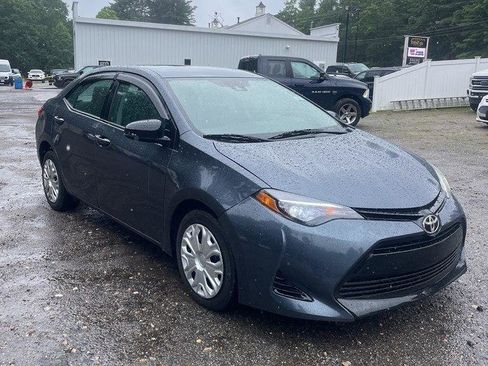 Used 2018 Toyota Corolla LE FWD image 5