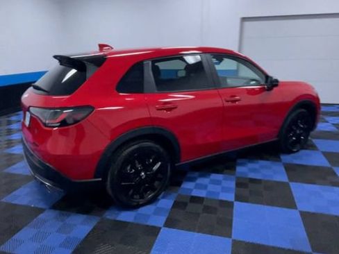 Certified 2024 Honda HR-V Sport image 8