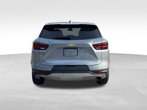 Used 2025 Chevrolet Blazer LT image 7