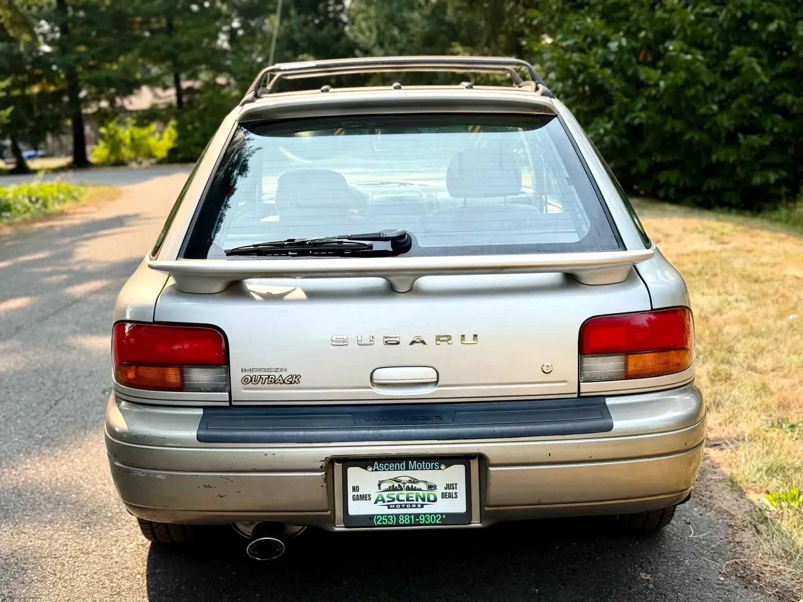 Used 2001 Subaru Impreza Outback Sport AWD/4WD image 4