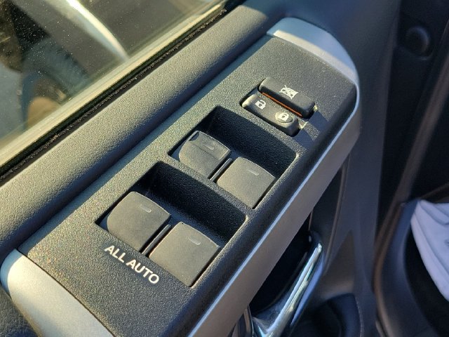 Used 2023 Toyota 4Runner SR5 Premium w/ Moonroof Package AWD/4WD image 6