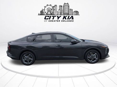 New 2026 Kia K4 FWD image 8