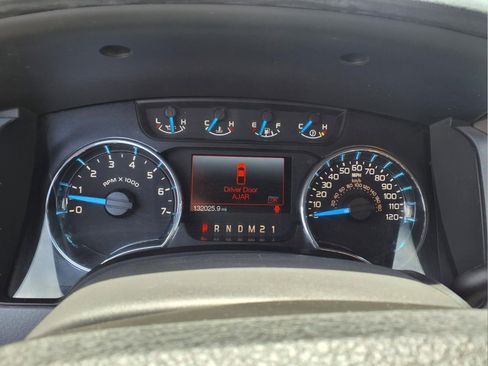 Used 2014 Ford F150 XLT w/ Equipment Group 302A Luxury AWD/4WD image 13