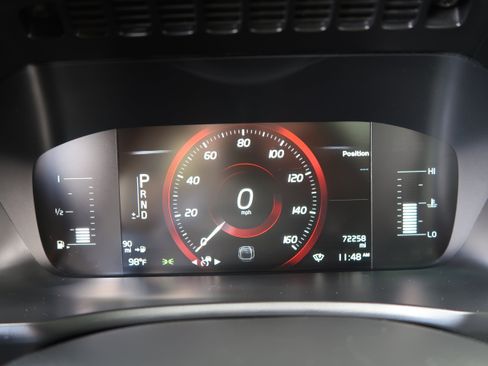 Used 2019 Volvo XC90 T5 Momentum w/ Protection Package Premier FWD image 24