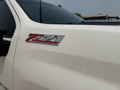 Used 2024 Chevrolet Silverado 2500 LT AWD/4WD image 13