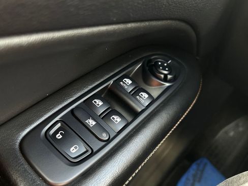 Used 2018 Jeep Compass Latitude w/ Popular Equipment Group image 34