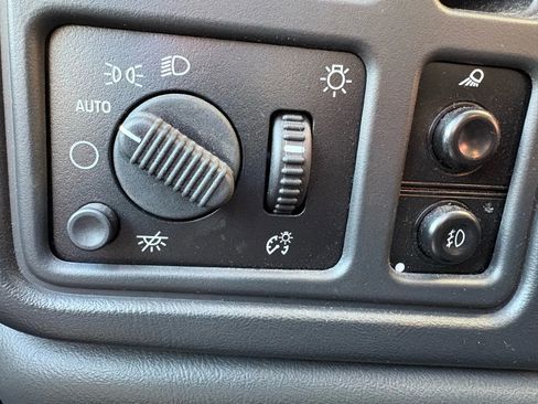 Used 2007 Chevrolet Silverado 1500 W/T w/ Snow Plow Prep Package image 11