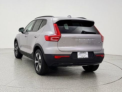 New 2026 Volvo XC40 B5 Plus w/ Climate Package AWD/4WD image 6