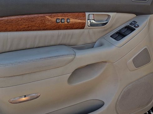 Used 2006 Lexus GX 470 image 10