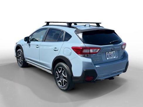 Used 2019 Subaru Crosstrek Hybrid w/ Moonroof Package w/Navigation AWD/4WD image 3