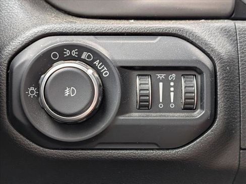 Used 2020 Jeep Wrangler Unlimited Sport S AWD/4WD image 13