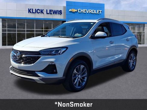 Used 2022 Buick Encore GX Essence w/ Experience Buick Package image 3