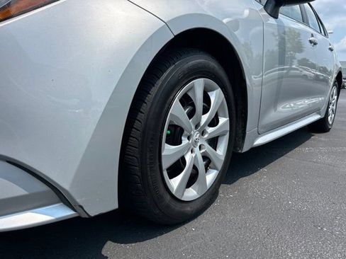 Used 2024 Toyota Corolla LE FWD image 12