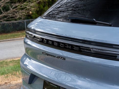 Certified 2025 Porsche Cayenne GTS image 15