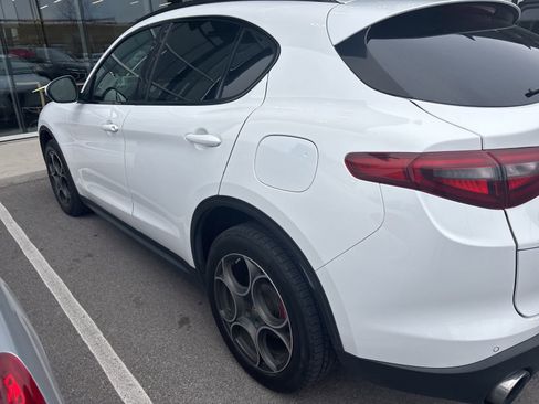 Used 2018 Alfa Romeo Stelvio Ti Sport image 10