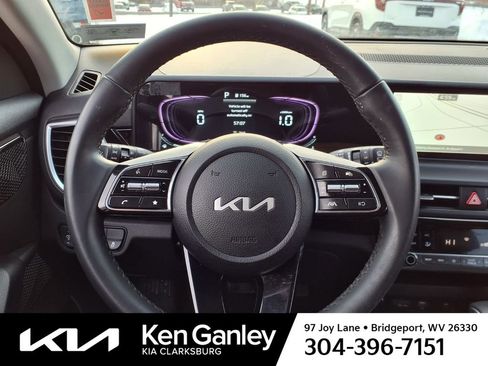 Used 2025 Kia Seltos S image 21