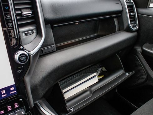 Used 2023 RAM 1500 Big Horn image 18