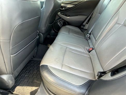 Used 2022 Subaru Outback Limited image 11