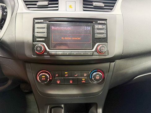Used 2018 Nissan Sentra S image 15