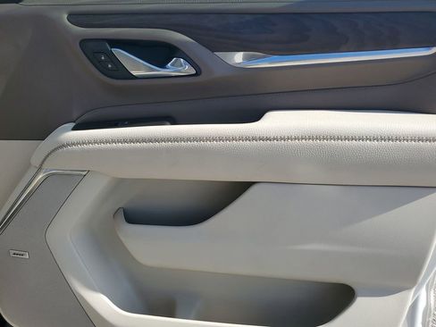 Used 2021 GMC Yukon Denali w/ Denali Premium Package image 46