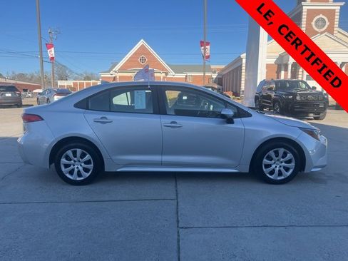 Certified 2023 Toyota Corolla LE image 4