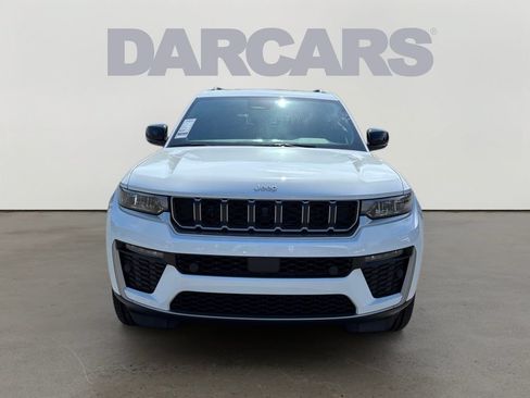 New 2026 Jeep Grand Cherokee L Limited w/ Luxury Tech Group II AWD/4WD image 2