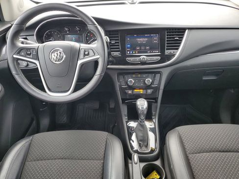 Used 2022 Buick Encore Preferred w/ Safety Package image 25