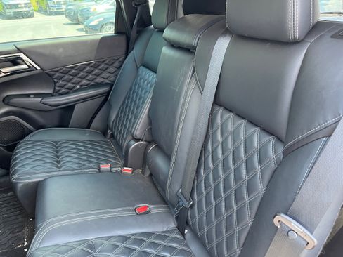 Used 2022 Mitsubishi Outlander SEL AWD/4WD image 12