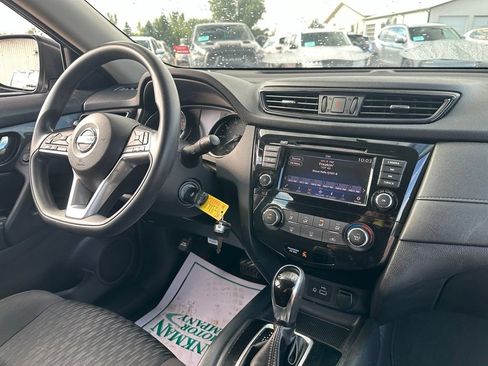 Used 2018 Nissan Rogue S AWD/4WD image 33