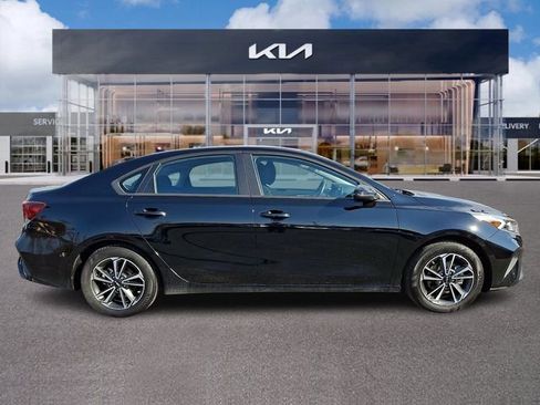 Certified 2023 Kia Forte LXS w/ LXS Technology Package image 7