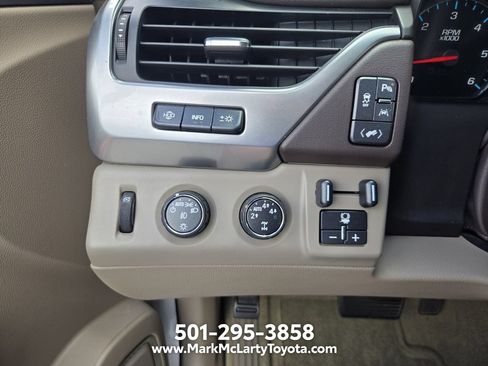 Used 2016 Chevrolet Tahoe LTZ AWD/4WD image 31
