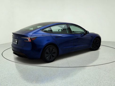 Used 2025 Tesla Model 3 Long Range RWD image 8