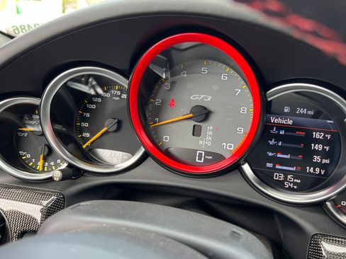 Used 2019 Porsche 911 GT3 image 22