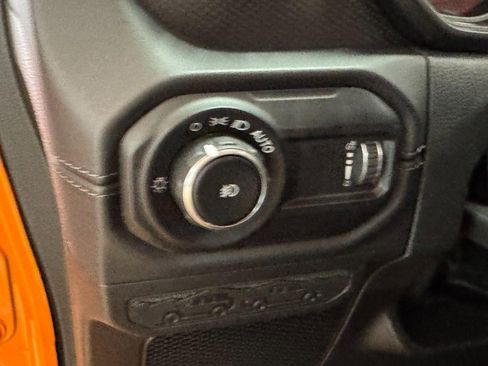 New 2025 Jeep Wrangler Unlimited Rubicon 392 image 12