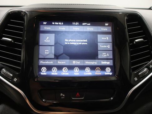 Used 2020 Jeep Cherokee Limited w/ Safetytec Group AWD/4WD image 26