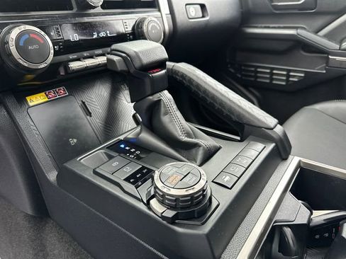 Used 2025 Toyota 4Runner TRD Off-Road Premium w/ Tow Technology Package image 31