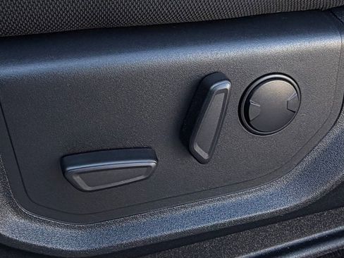 Used 2019 Ford F150 XLT w/ Equipment Group 302A Luxury image 6