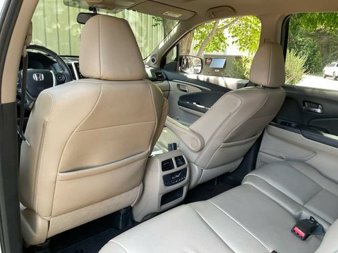 Used 2017 Honda Pilot EX-L image 33