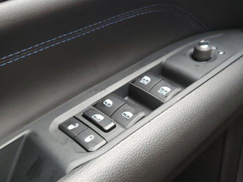 New 2026 Jeep Compass Latitude image 21