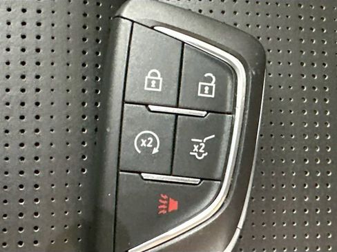 Used 2024 Cadillac XT4 Sport image 18