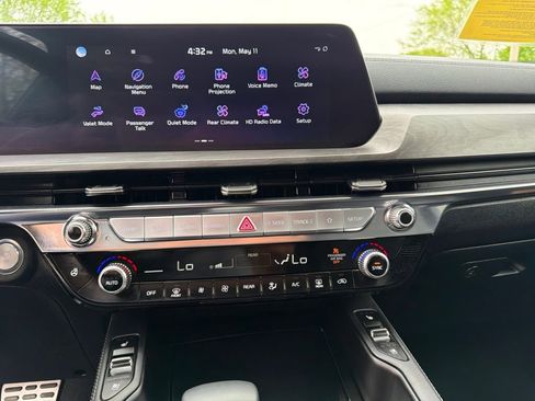 Certified 2025 Kia Telluride SX Prestige X-Line AWD/4WD image 17