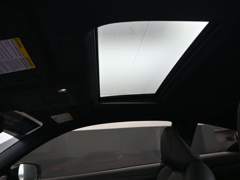 Used 2022 INFINITI Q60 Red Sport 400 w/ Proactive Package image 29