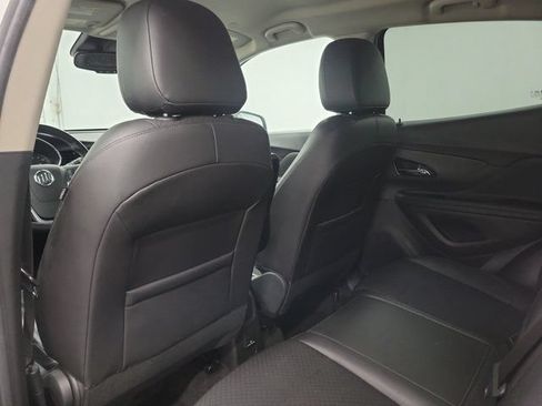 Used 2022 Buick Encore Preferred w/ Safety Package FWD image 13