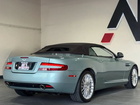 Used 2010 Aston Martin DB9 Volante RWD image 14