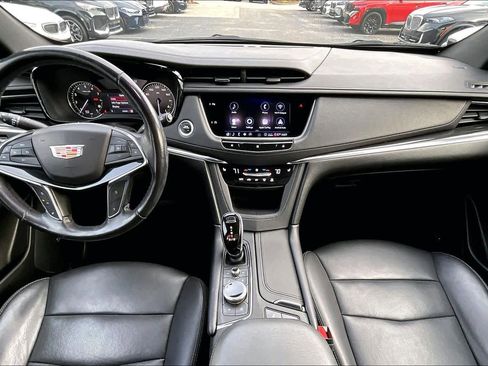 Used 2020 Cadillac XT5 Premium Luxury image 15