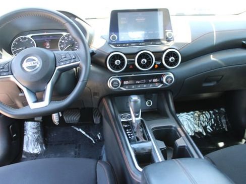 Used 2020 Nissan Sentra SR FWD image 14