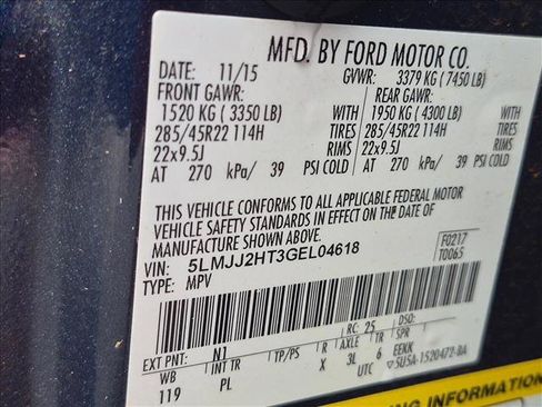 Used 2016 Lincoln Navigator Select RWD image 15