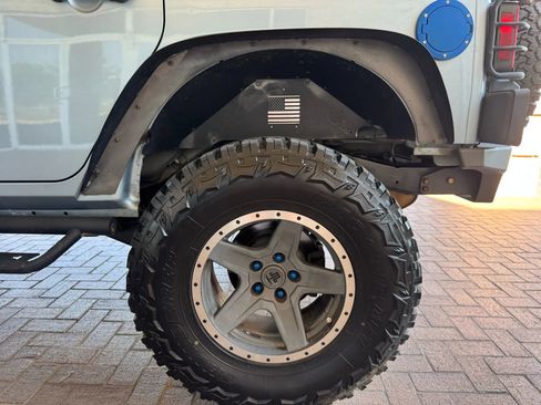 Used 2012 Jeep Wrangler Unlimited Sahara w/ Connectivity Group image 16
